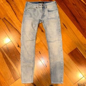 NWOT- PACSUN SKINNY JEANS SIZE 26x28